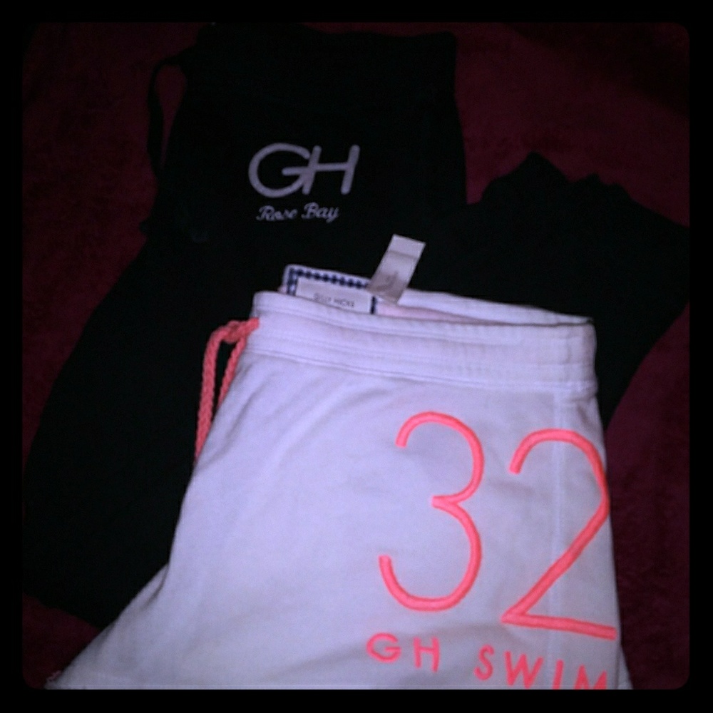 Gilly hicks bundle sweats and shorts